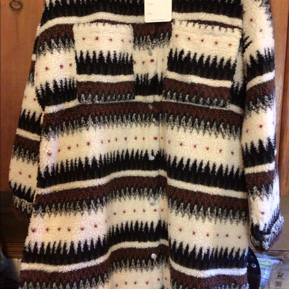 1 Left SALE Alpine Snow Over sized plush teddy shacket - Picture 5 of 11